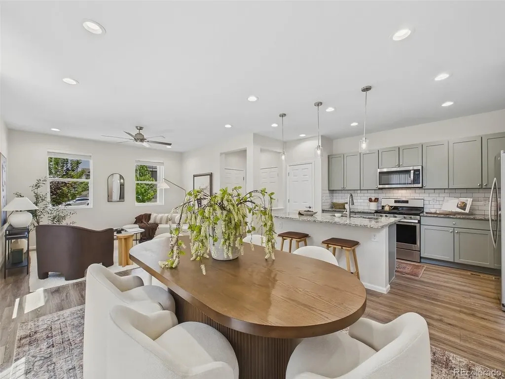 4740 Jasper Street Denver CO 80239