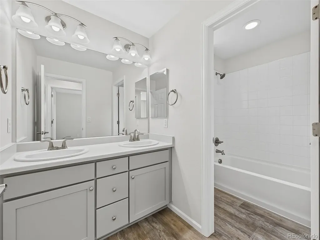 4740 Jasper Street Denver CO 80239