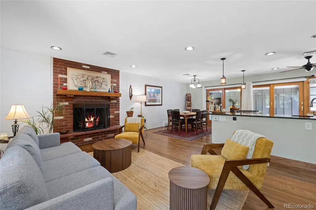 6641 S Hill Way Littleton CO 80120