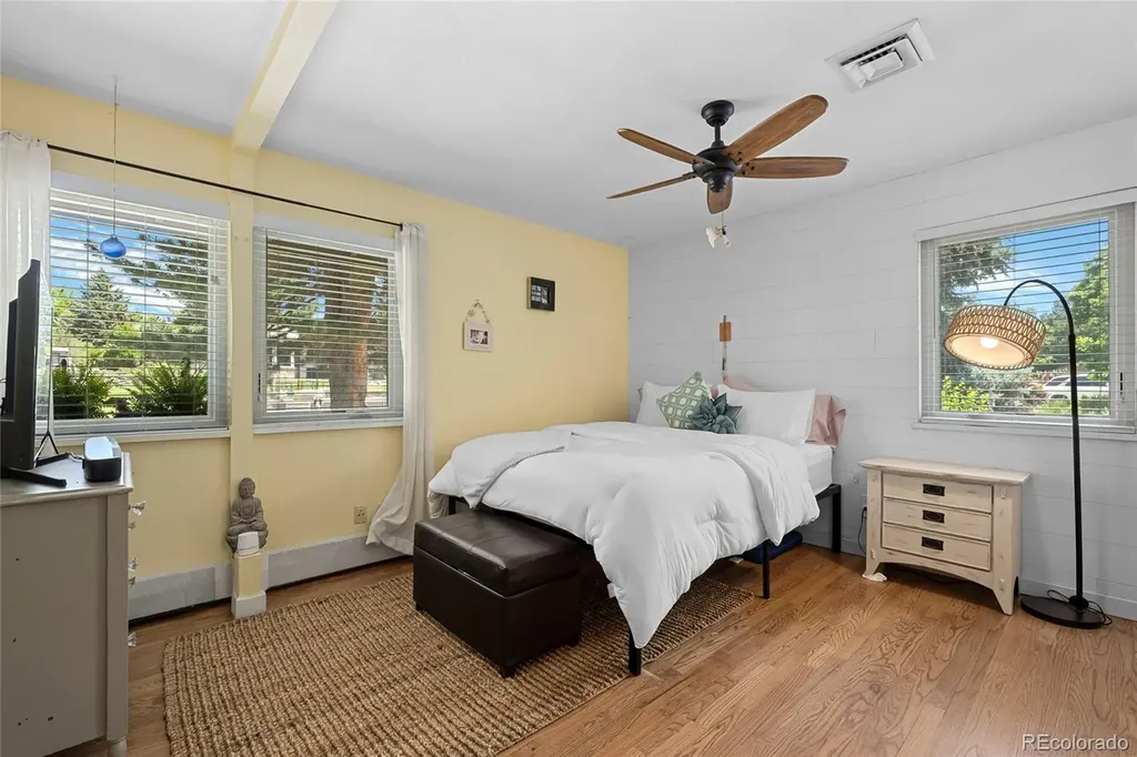 6641 S Hill Way Littleton CO 80120