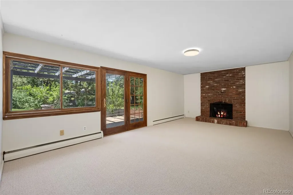 6641 S Hill Way Littleton CO 80120