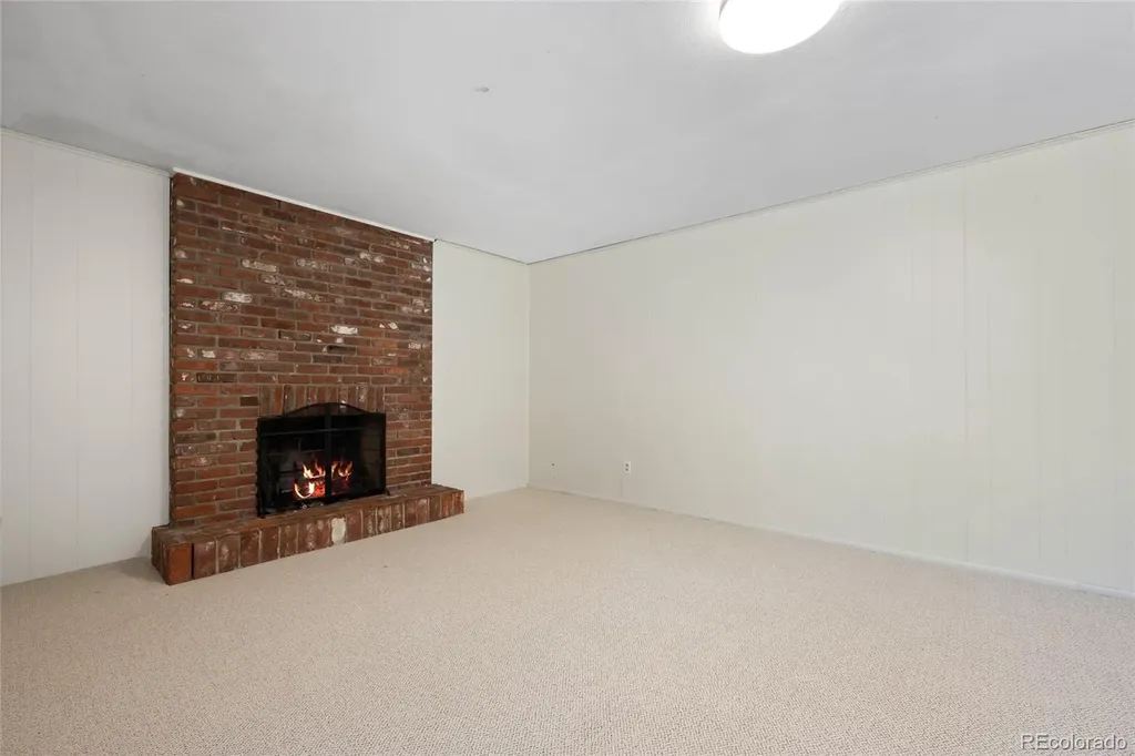 6641 S Hill Way Littleton CO 80120