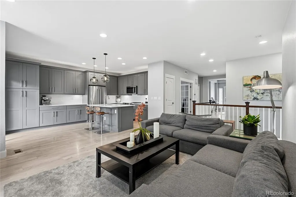 6375 S Harvest Street Aurora CO 80016