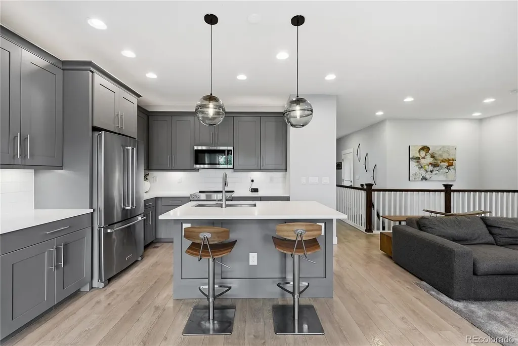 6375 S Harvest Street Aurora CO 80016