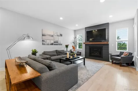 6375 S Harvest Street Aurora CO 80016
