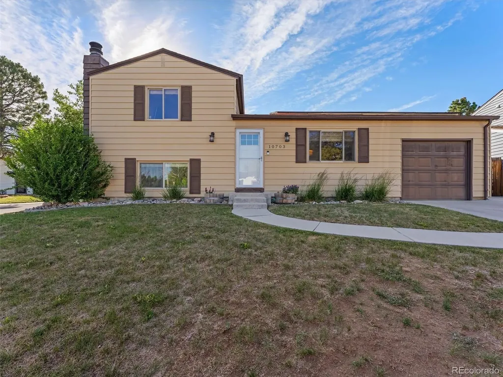 10703 Moore Way Broomfield CO 80021