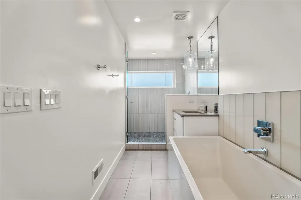 3612 Wyandot Street Denver CO 80211
