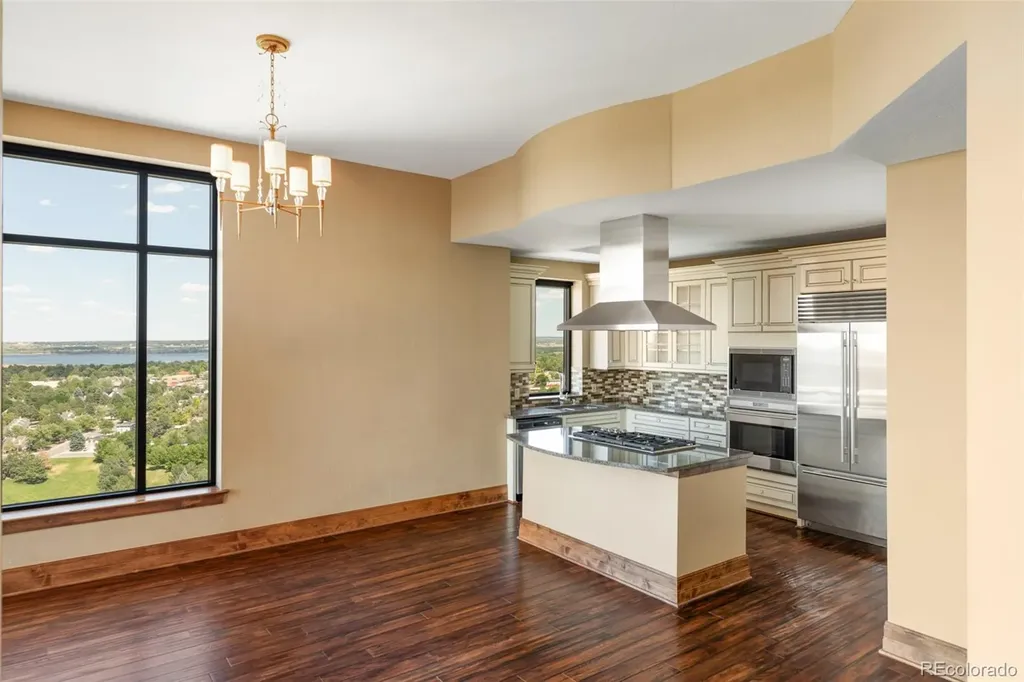 8100 E Union Avenue Denver CO 80237