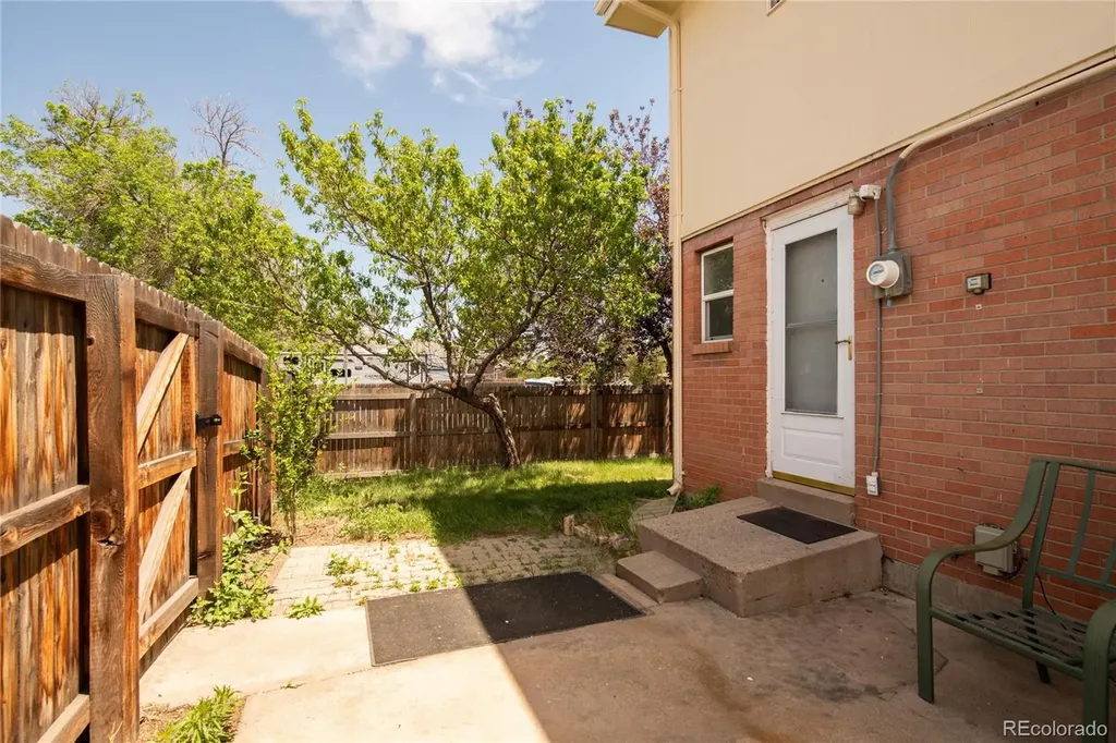 6315 W Mississippi Place Lakewood CO 80232