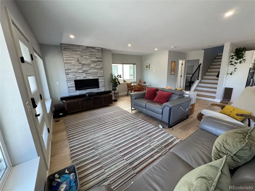 3908 Mariposa Street Denver CO 80211