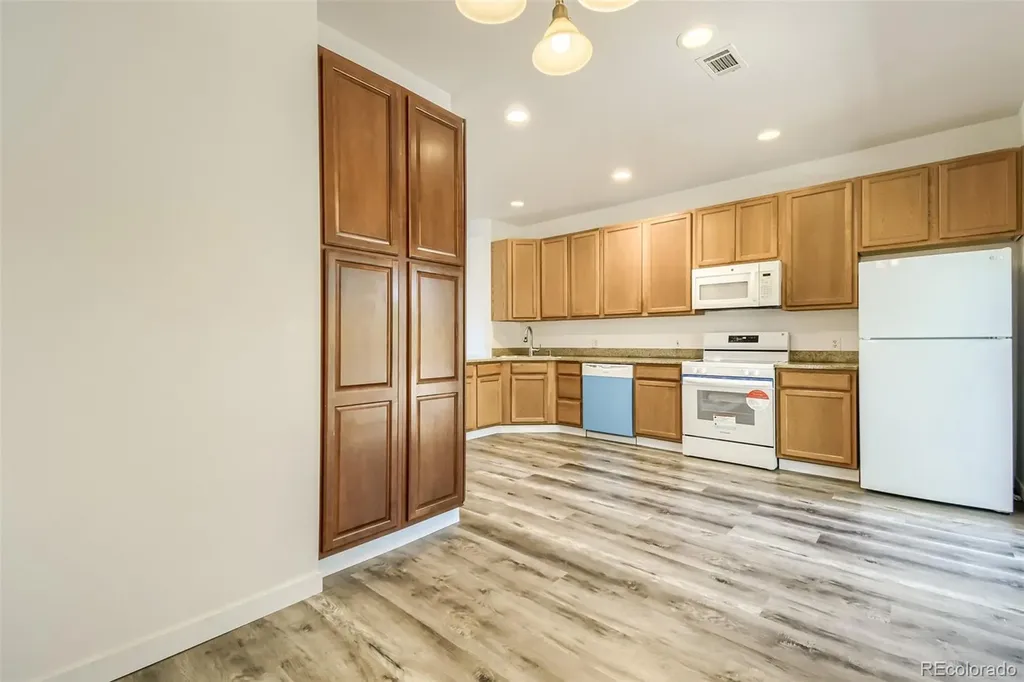 9767 Cherry Lane Thornton CO 80229