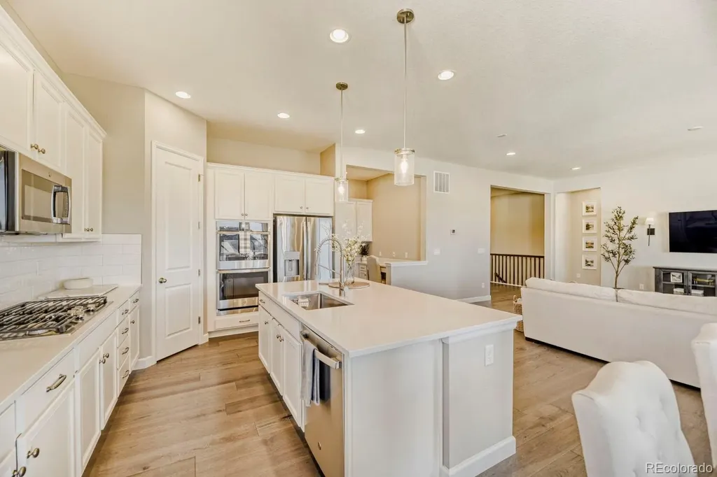 1135 Sunlit Drive Castle Rock CO 80109