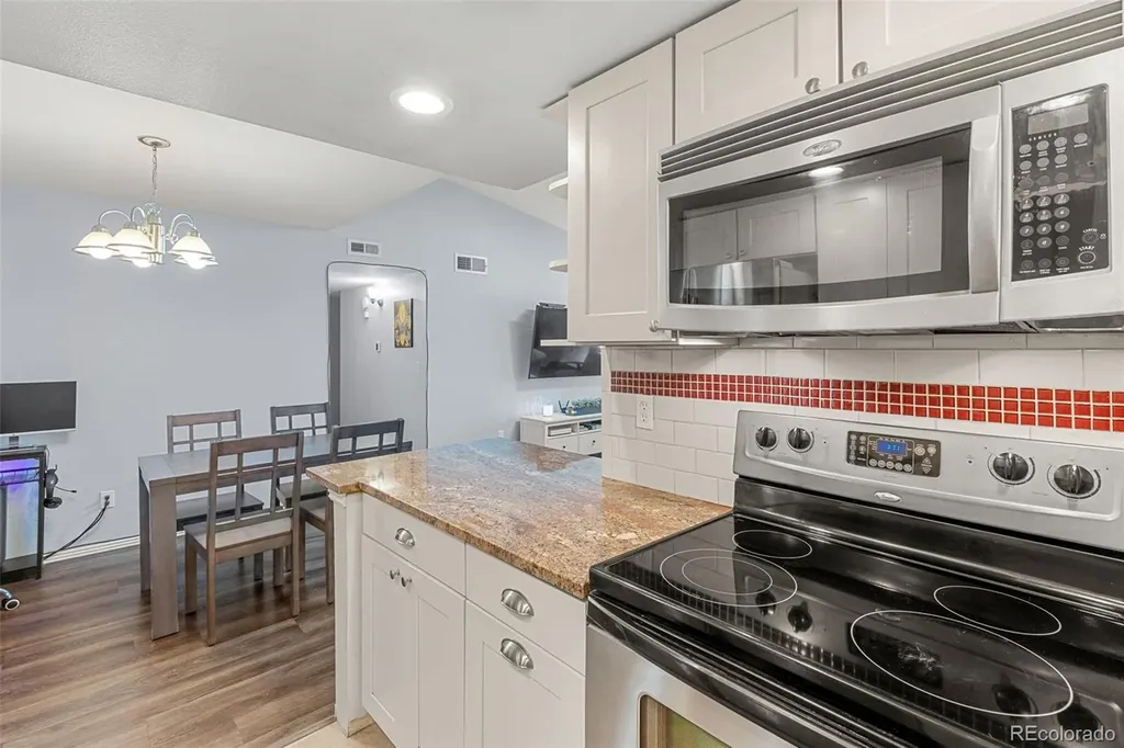 8225 Fairmount Drive Denver CO 80247