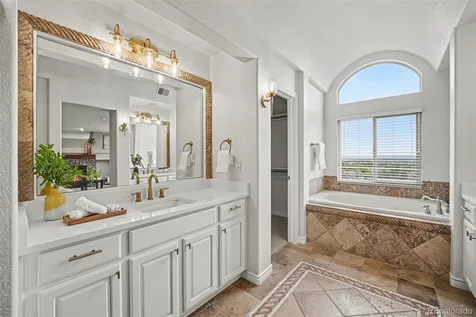 2783 Southshire Road Highlands Ranch CO 80126