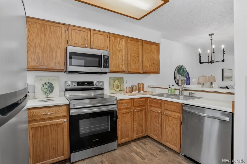 11133 W 17th Avenue Lakewood CO 80215