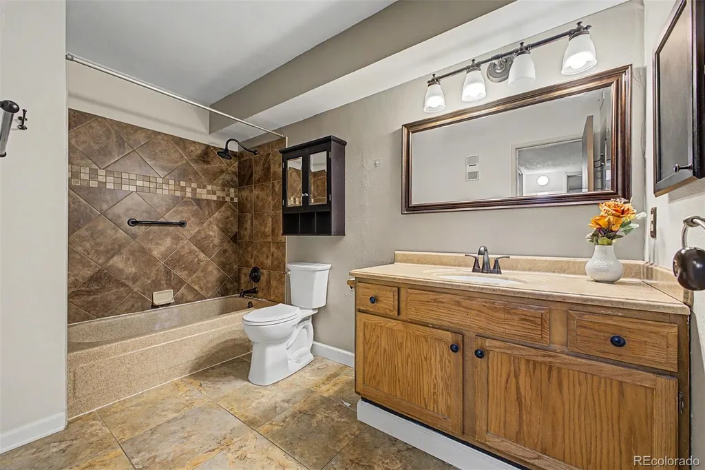 341 Wright Street Lakewood CO 80228