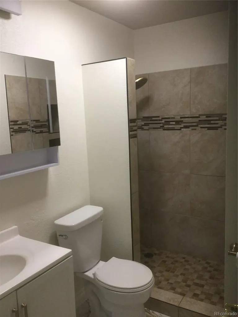 9801 Garrison Court Broomfield CO 80021