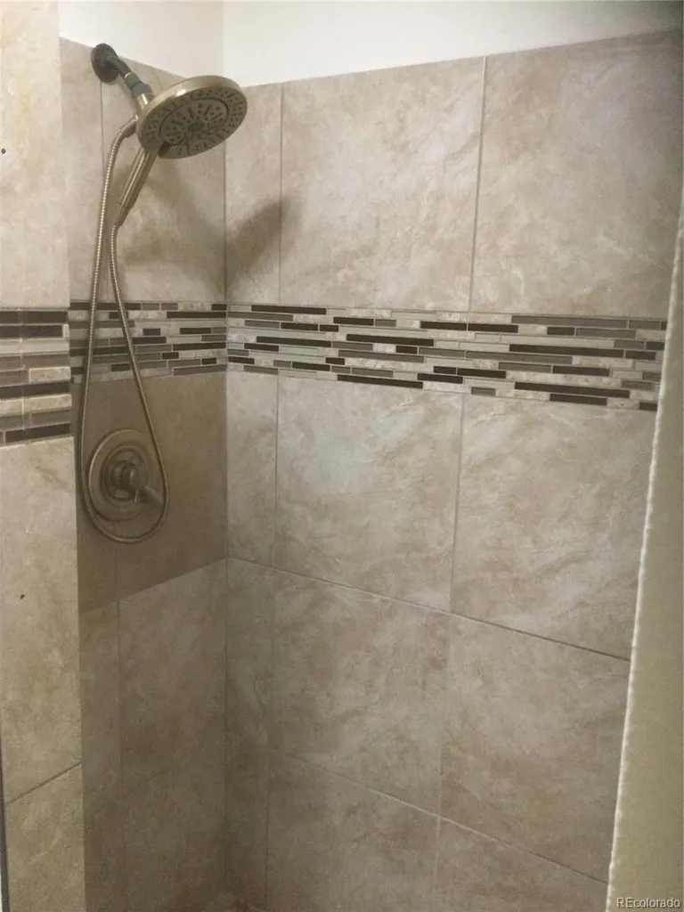 9801 Garrison Court Broomfield CO 80021