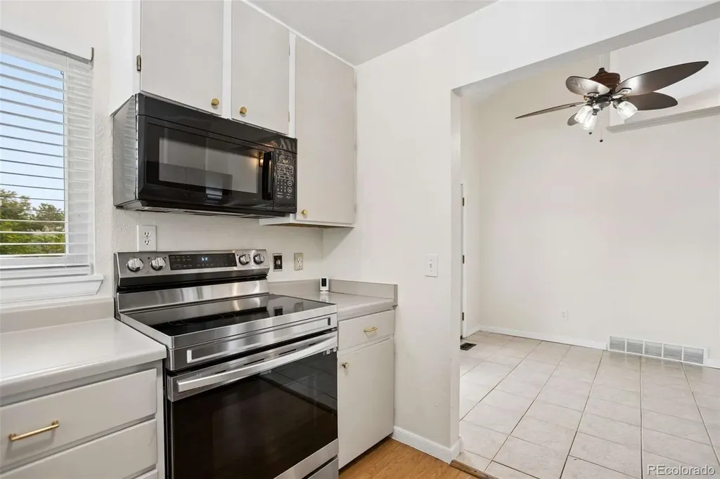9801 Garrison Court Broomfield CO 80021