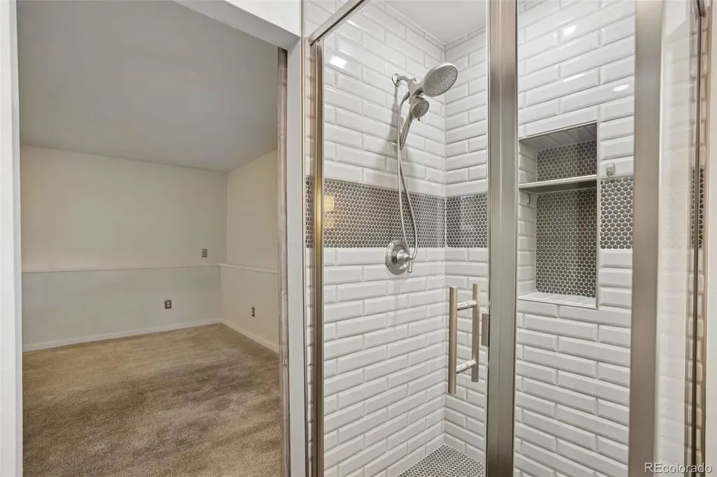 9801 Garrison Court Broomfield CO 80021