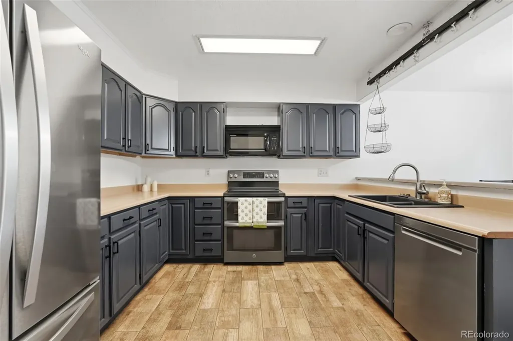 3255 Yarrow Court Wheat Ridge CO 80033