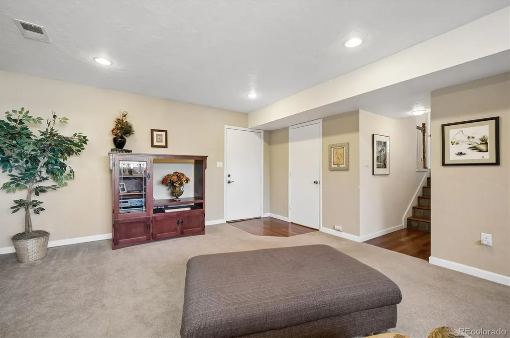 7335 W Maple Drive Lakewood CO 80226