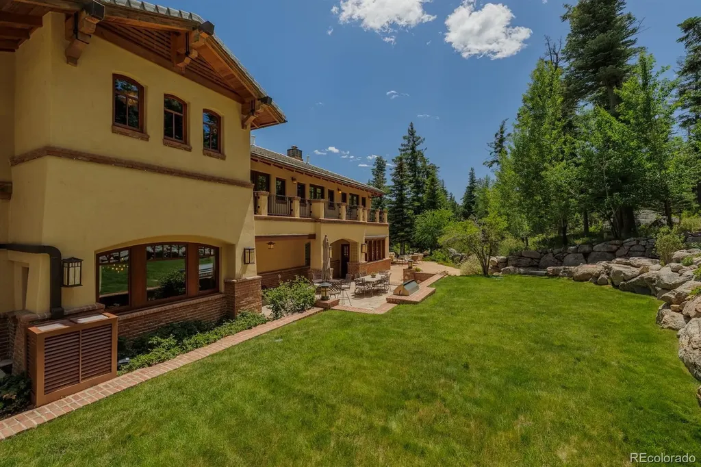 4530 Governors Point Colorado Springs CO 80906