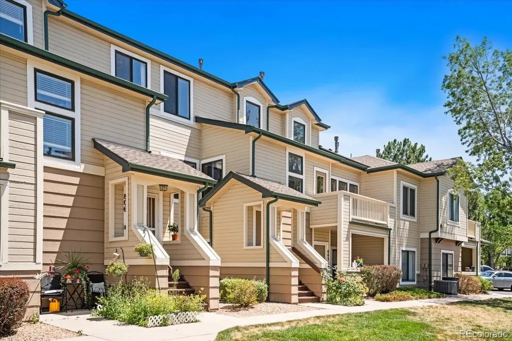 8707 E Florida Avenue Denver CO 80247