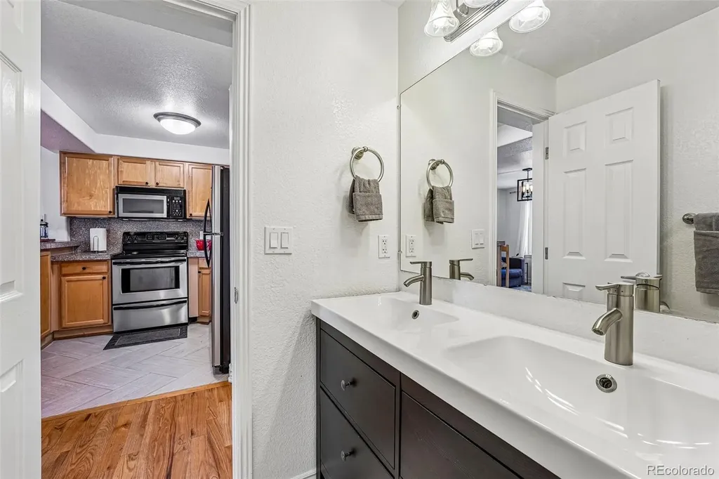 1833 N Williams Street Denver CO 80218