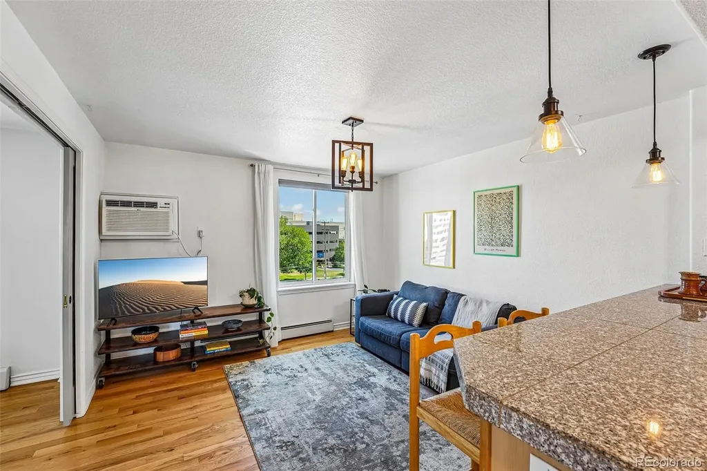 1833 N Williams Street Denver CO 80218