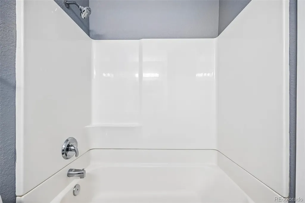 178 Paris Circle Aurora CO 80011