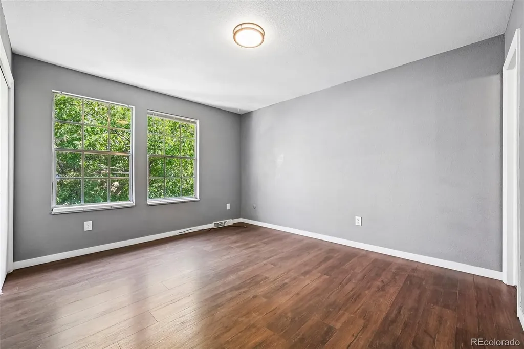 178 Paris Circle Aurora CO 80011