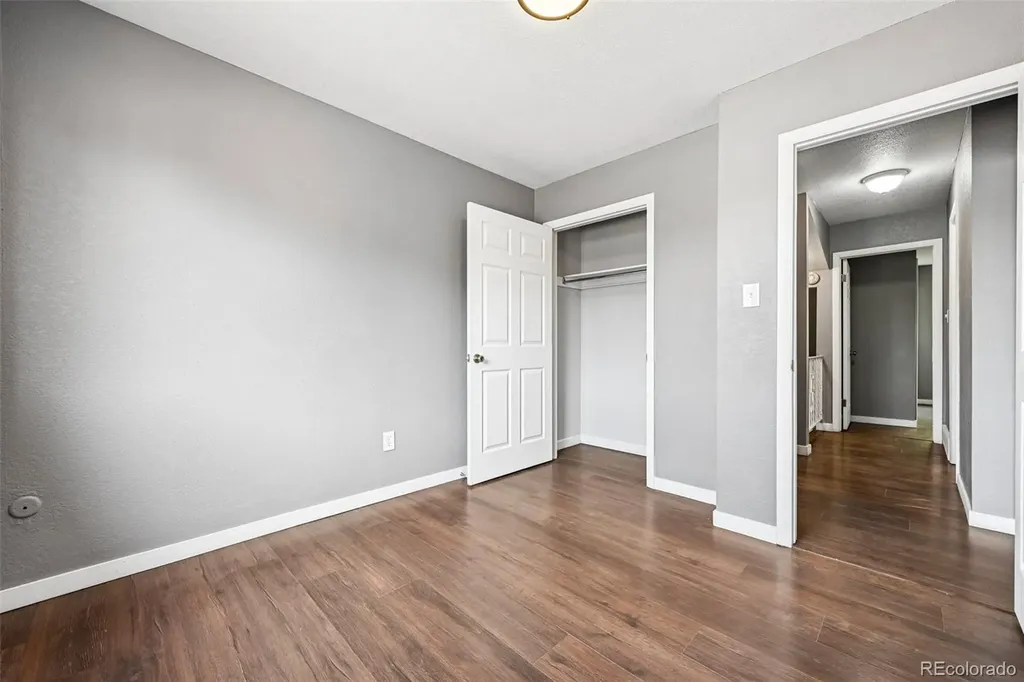 178 Paris Circle Aurora CO 80011