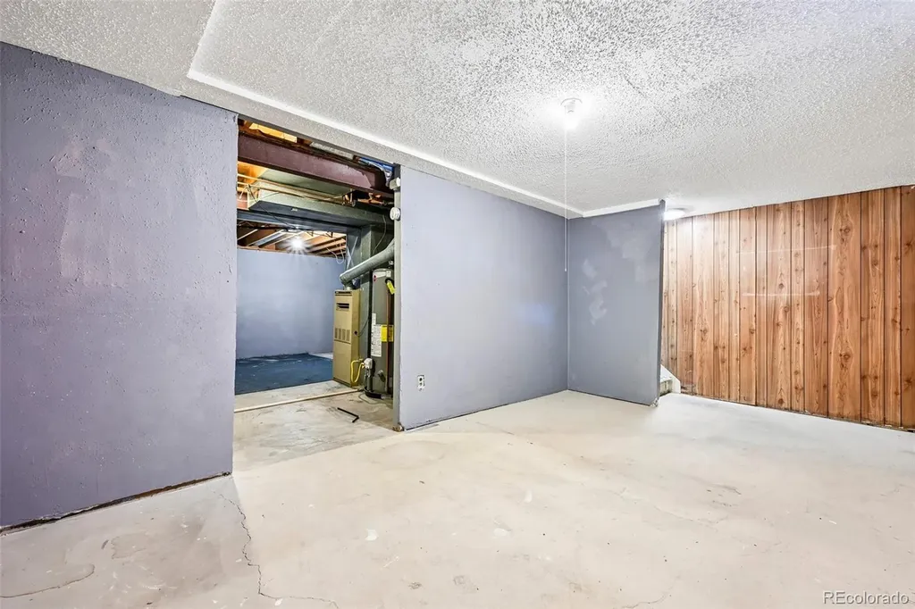 178 Paris Circle Aurora CO 80011