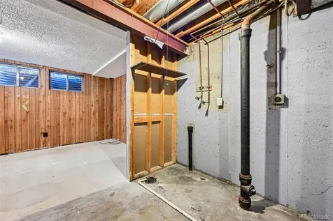 178 Paris Circle Aurora CO 80011