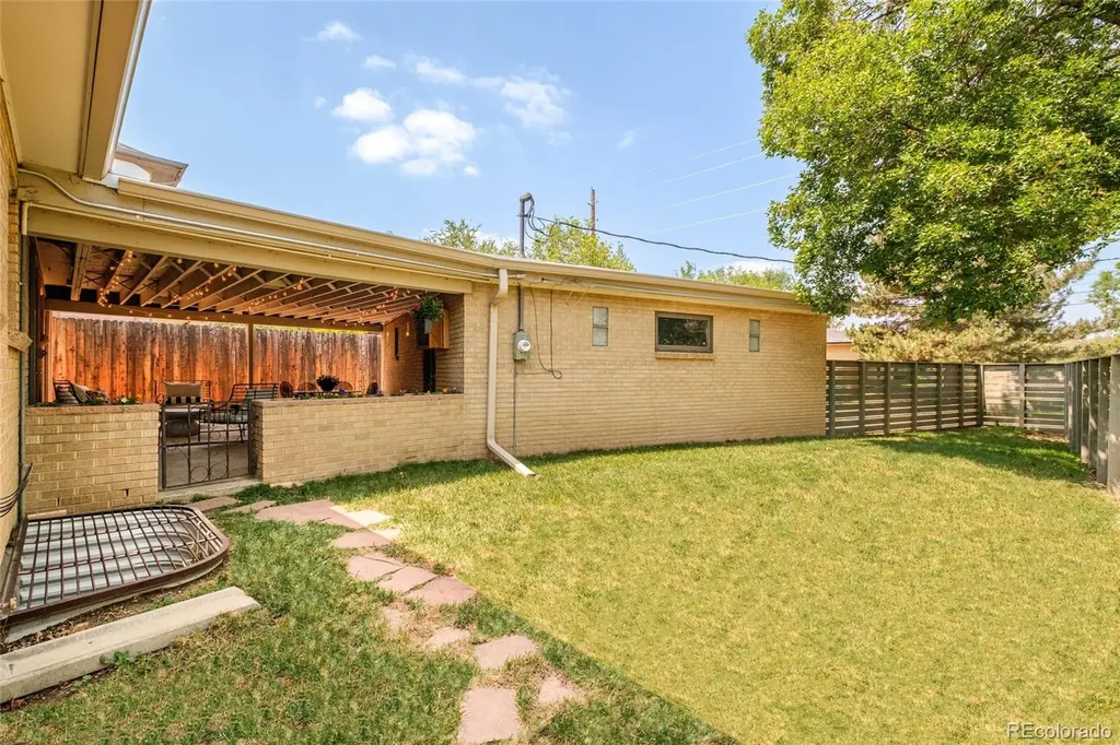 2659 N Gaylord Street Denver CO 80205