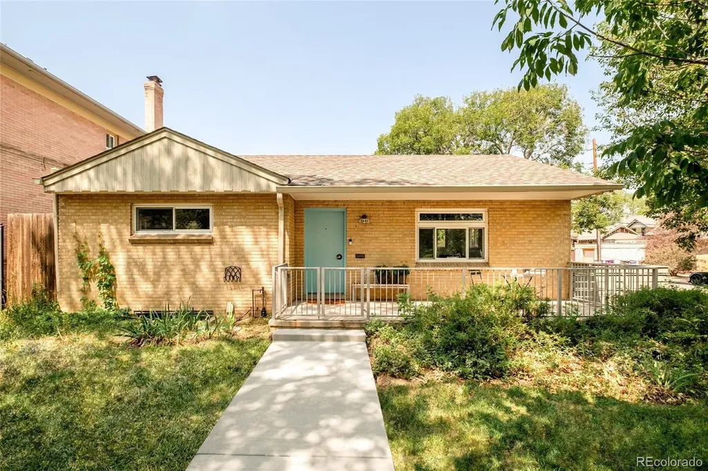2659 N Gaylord Street Denver CO 80205