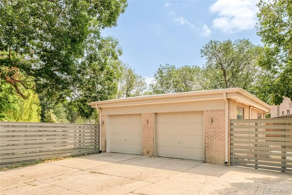 2659 N Gaylord Street Denver CO 80205