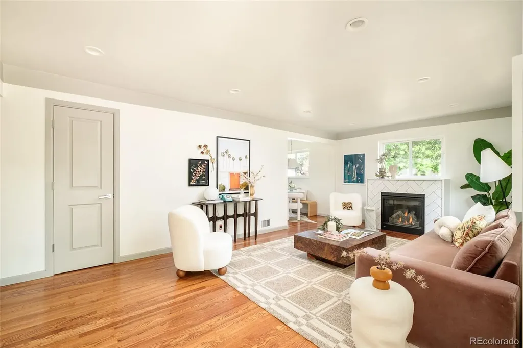 2659 N Gaylord Street Denver CO 80205