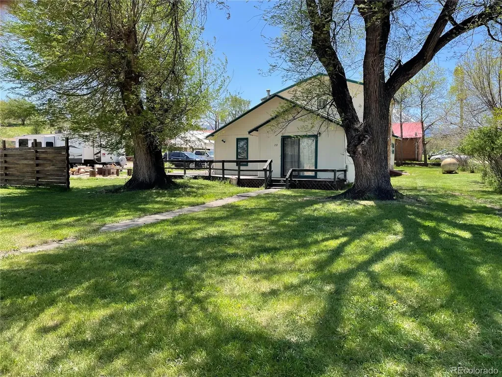 137 Cucharas Street La Veta CO 81055