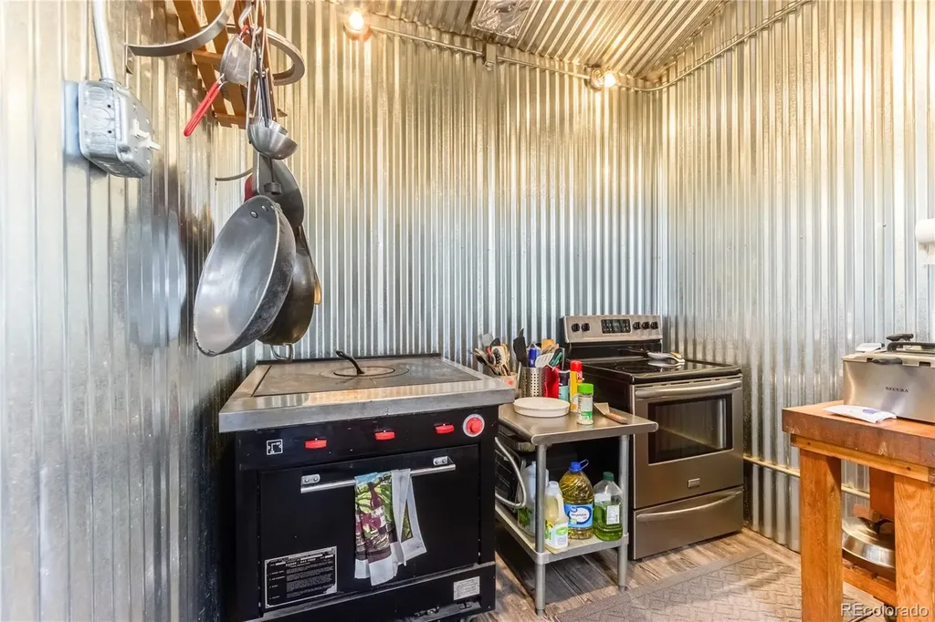137 Cucharas Street La Veta CO 81055
