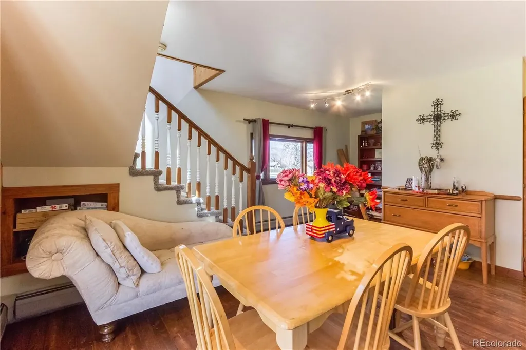 137 Cucharas Street La Veta CO 81055