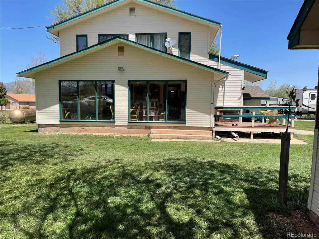 137 Cucharas Street La Veta CO 81055
