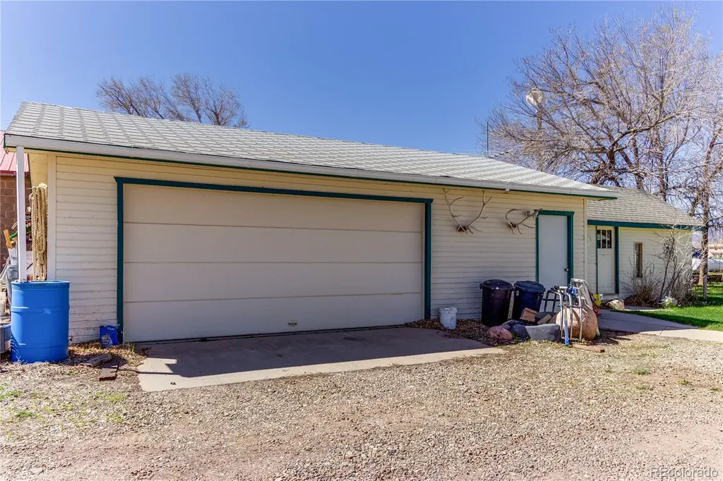 137 Cucharas Street La Veta CO 81055