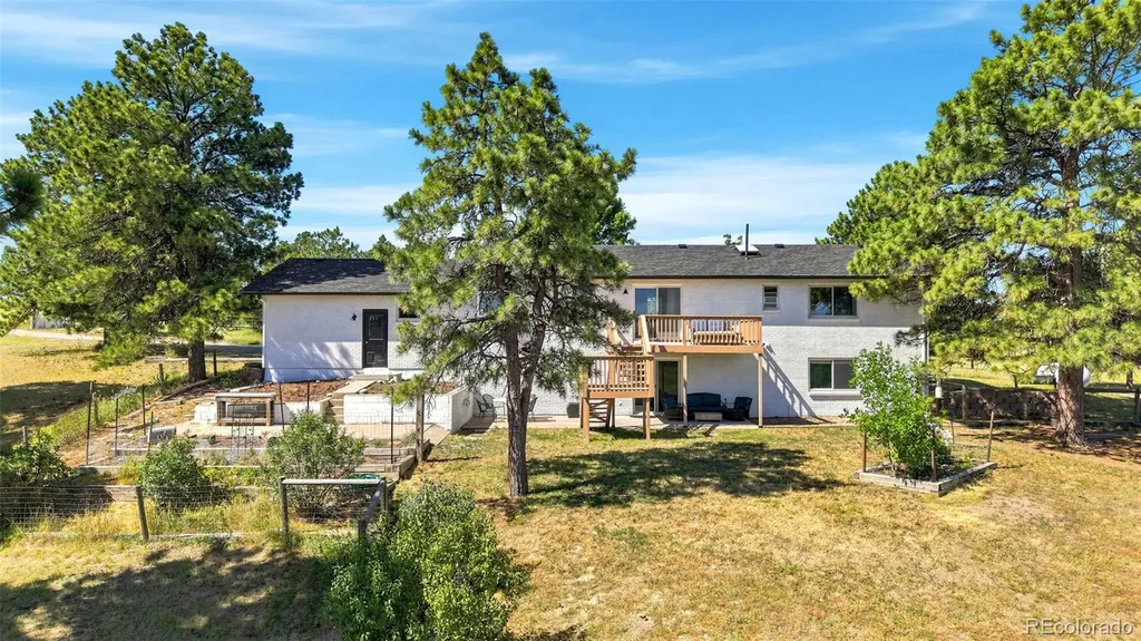 2355 Pinto Trail Elizabeth CO 80107