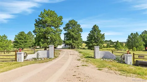 2355 Pinto Trail Elizabeth CO 80107
