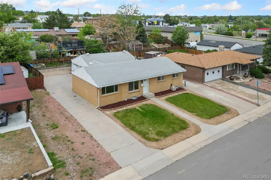 8369 Cherokee Street Denver CO 80221