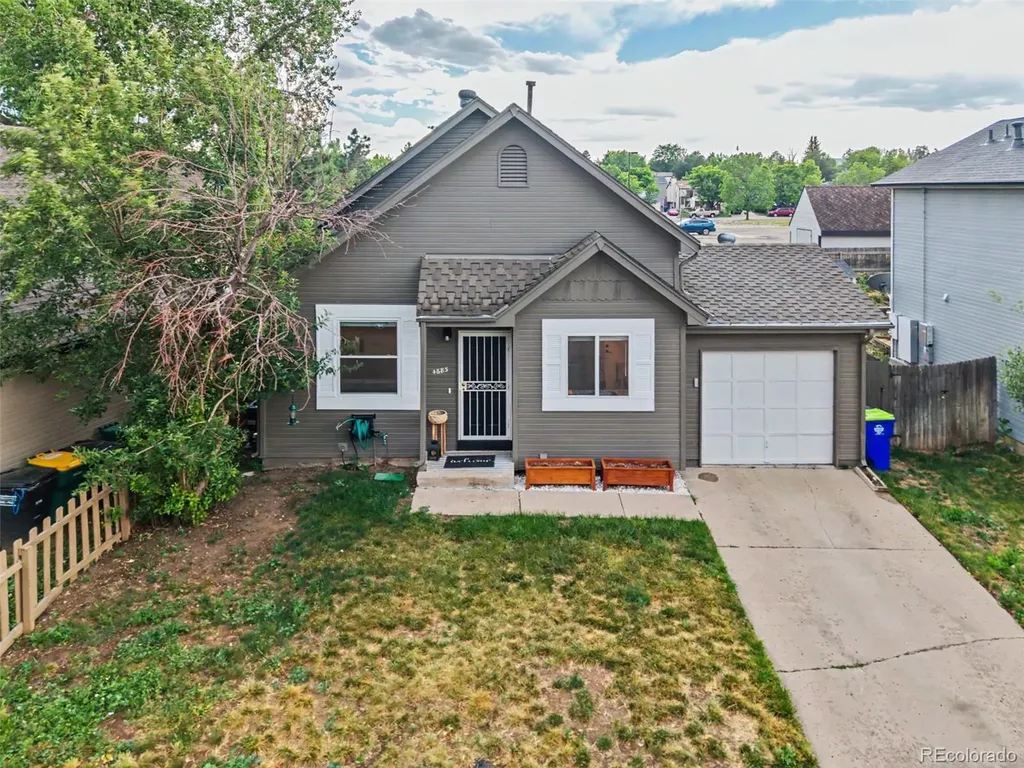 4683 S Buckley Way Aurora CO 80015