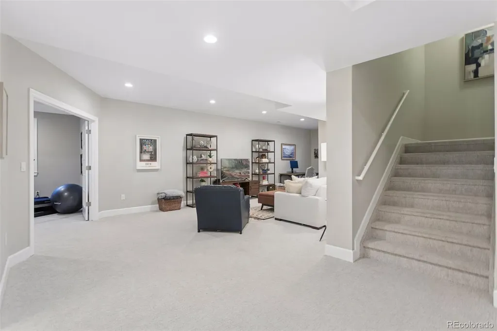 5919 S Olive Circle Centennial CO 80111