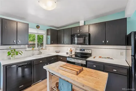 1666 W Sterne Parkway Littleton CO 80120